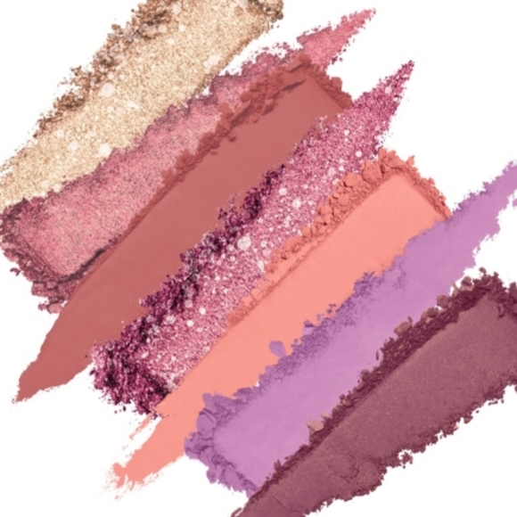 TOO FACED Pinker Times Ahead Eyeshadow Palette - Picture 4 of 13